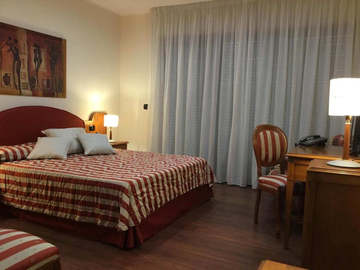 Erania Otel Sala Consilina Dış mekan fotoğraf