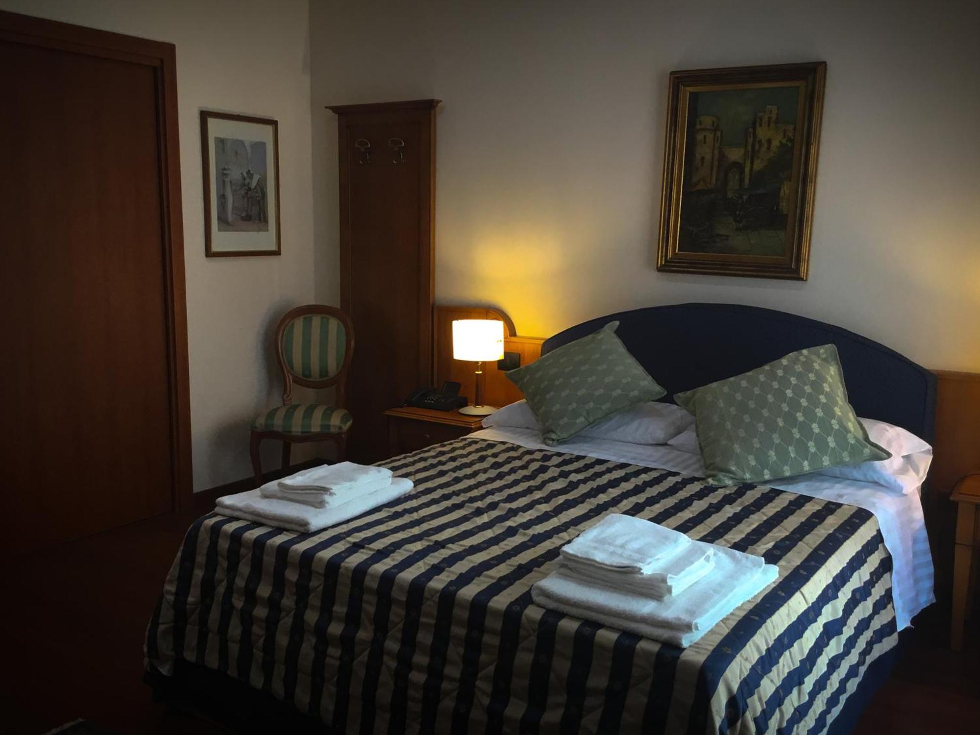 Erania Otel Sala Consilina Dış mekan fotoğraf